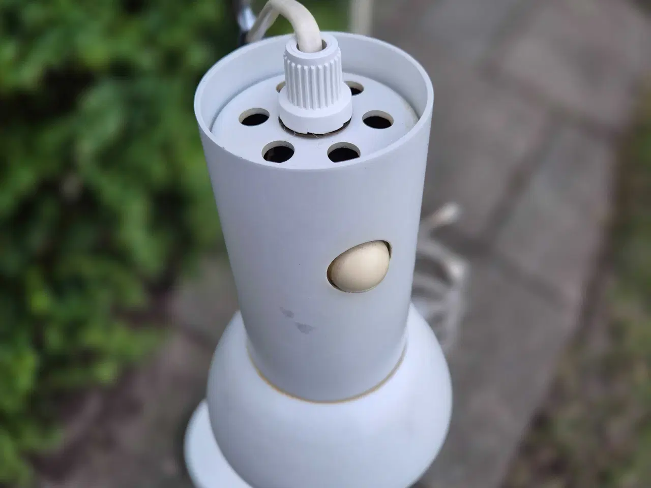 Billede 4 - Hvid gulvlampe med søde afbrydere