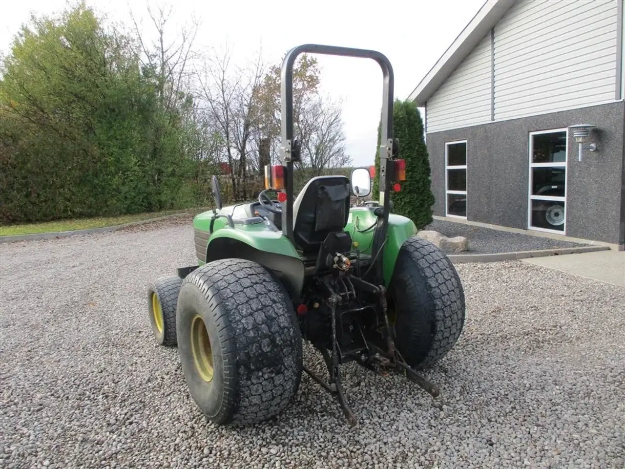 Billede 11 - John Deere 4600 Med Græshjul