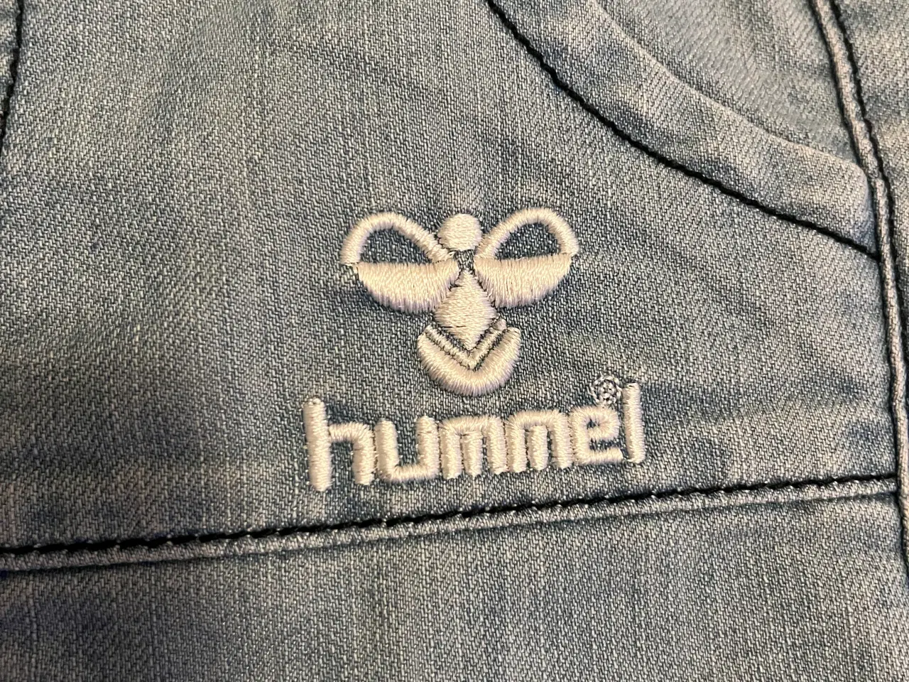 Billede 4 - Knickers fra Hummel. 