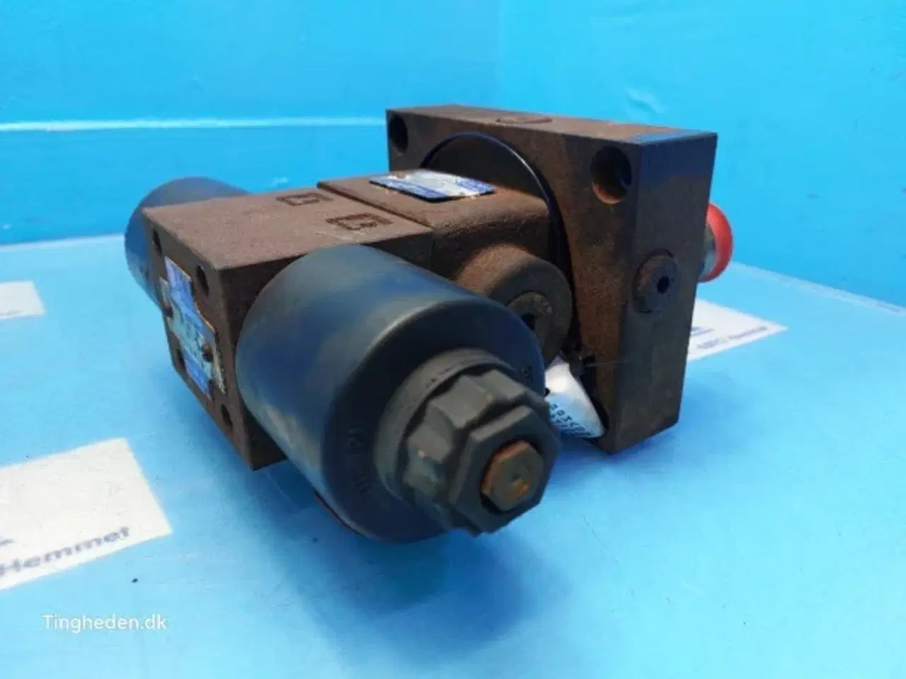 Billede 3 - New Holland FX38 Ventilblok 84069154