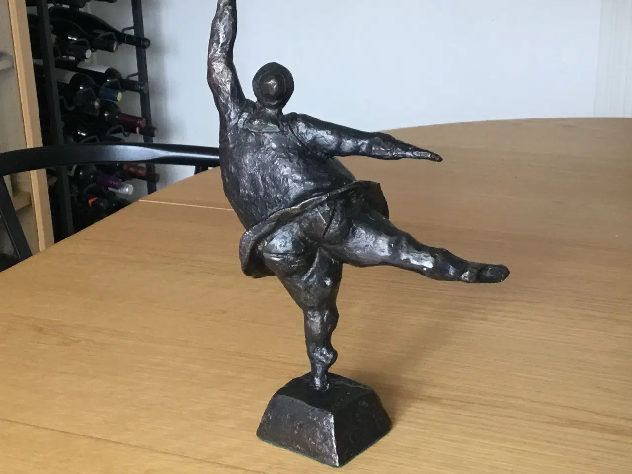 Billede 2 - Kvinde skulptur