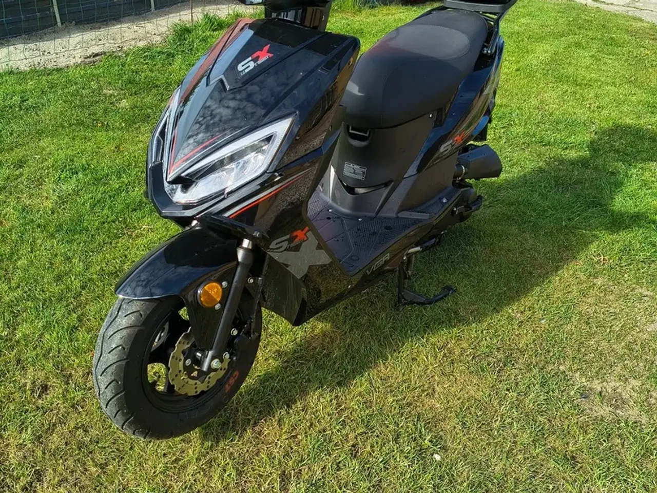 Billede 1 - Næsten ny Scooter30 til nedsat pris