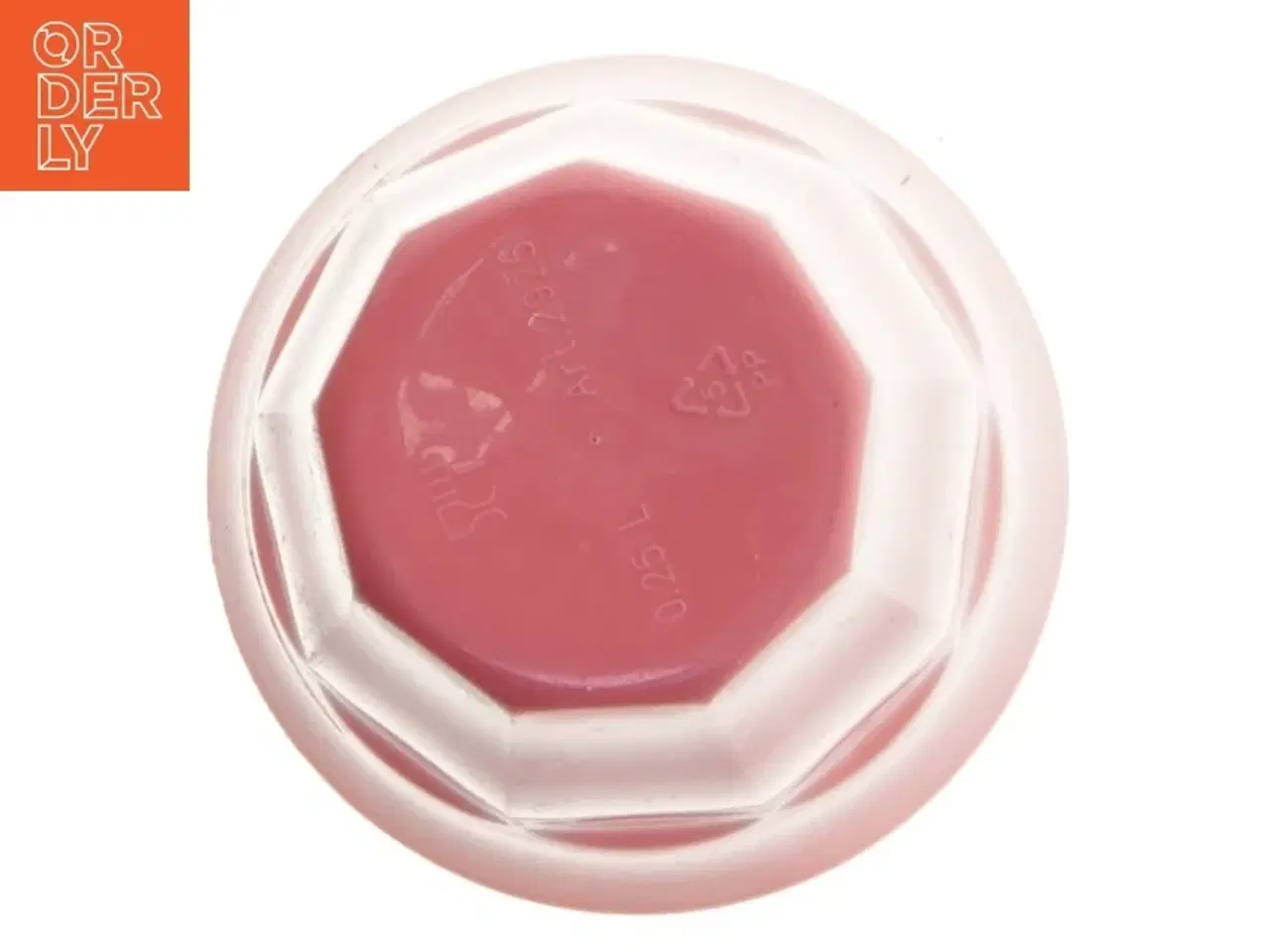 Billede 3 - Pink plastikkop (str. Ø. 9 cm. længde. 9 cm)