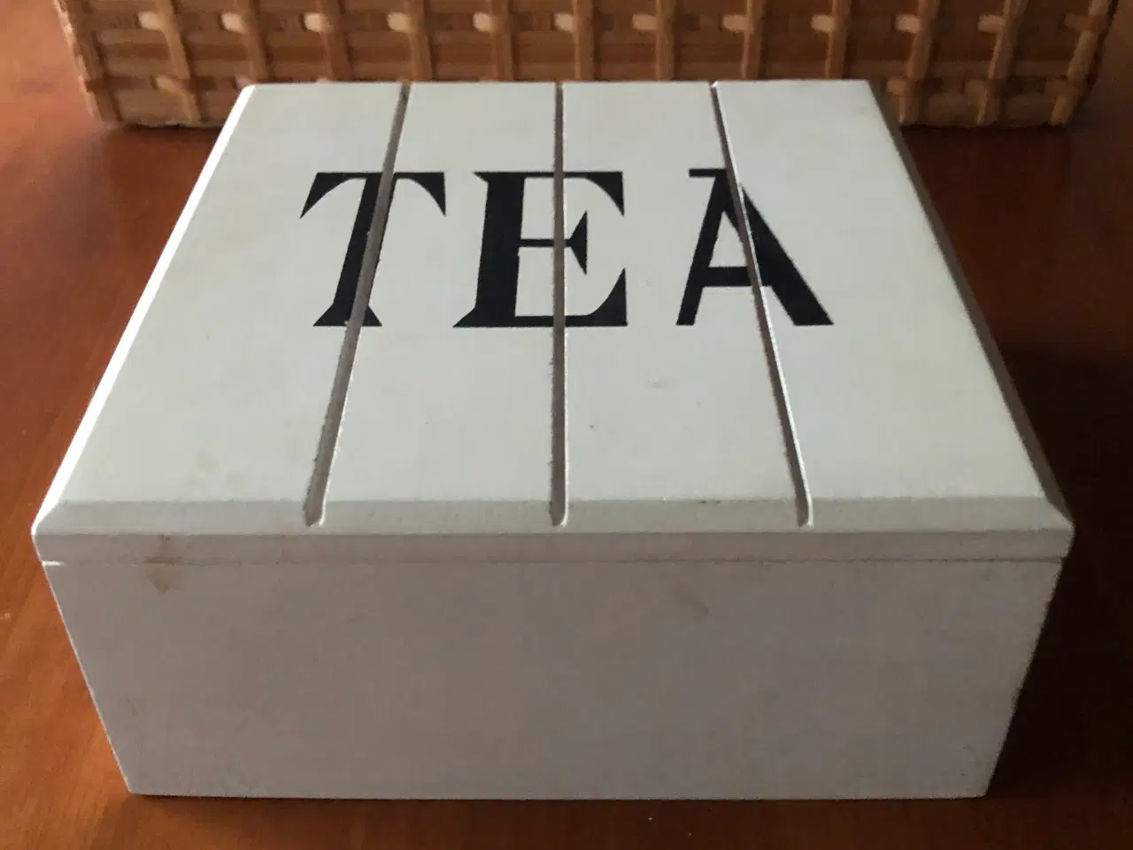 Billede 1 - Tekasse med 6 rum