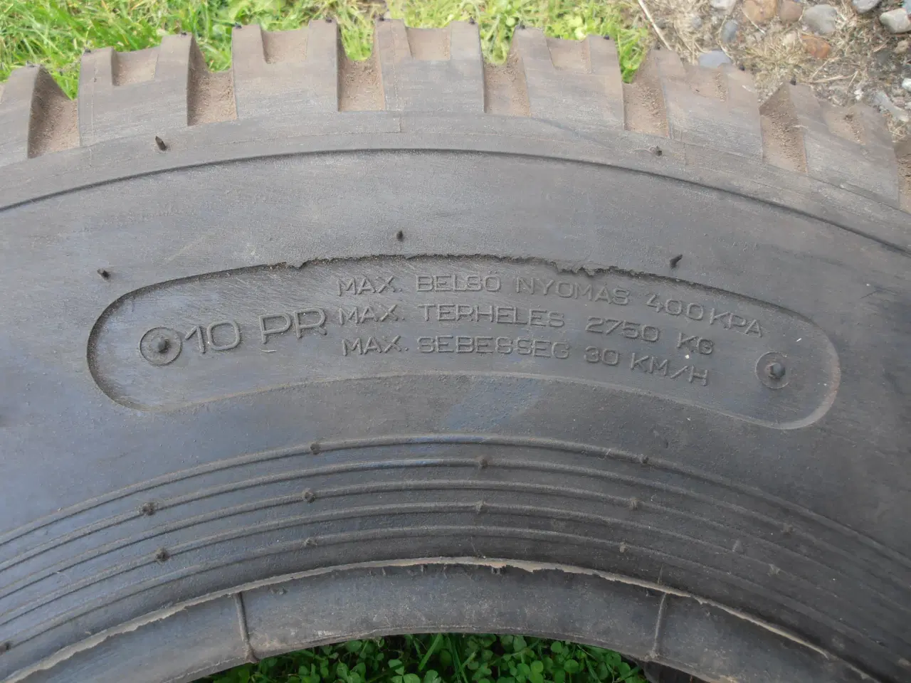 Billede 5 - Dæk 12,5/80-18" . 