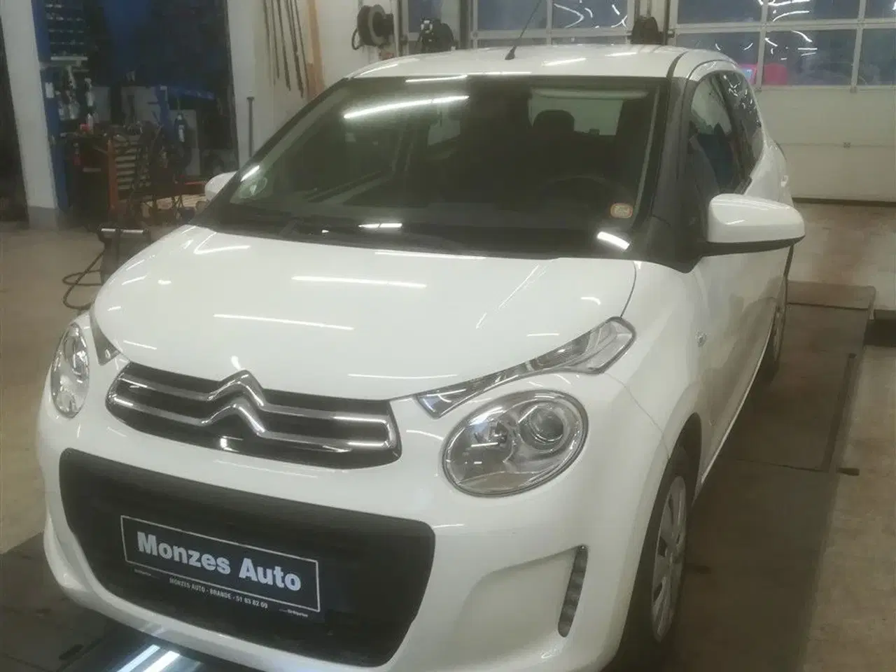 Billede 1 - Citroën C1 1,0 VTi Street 72HK 5d