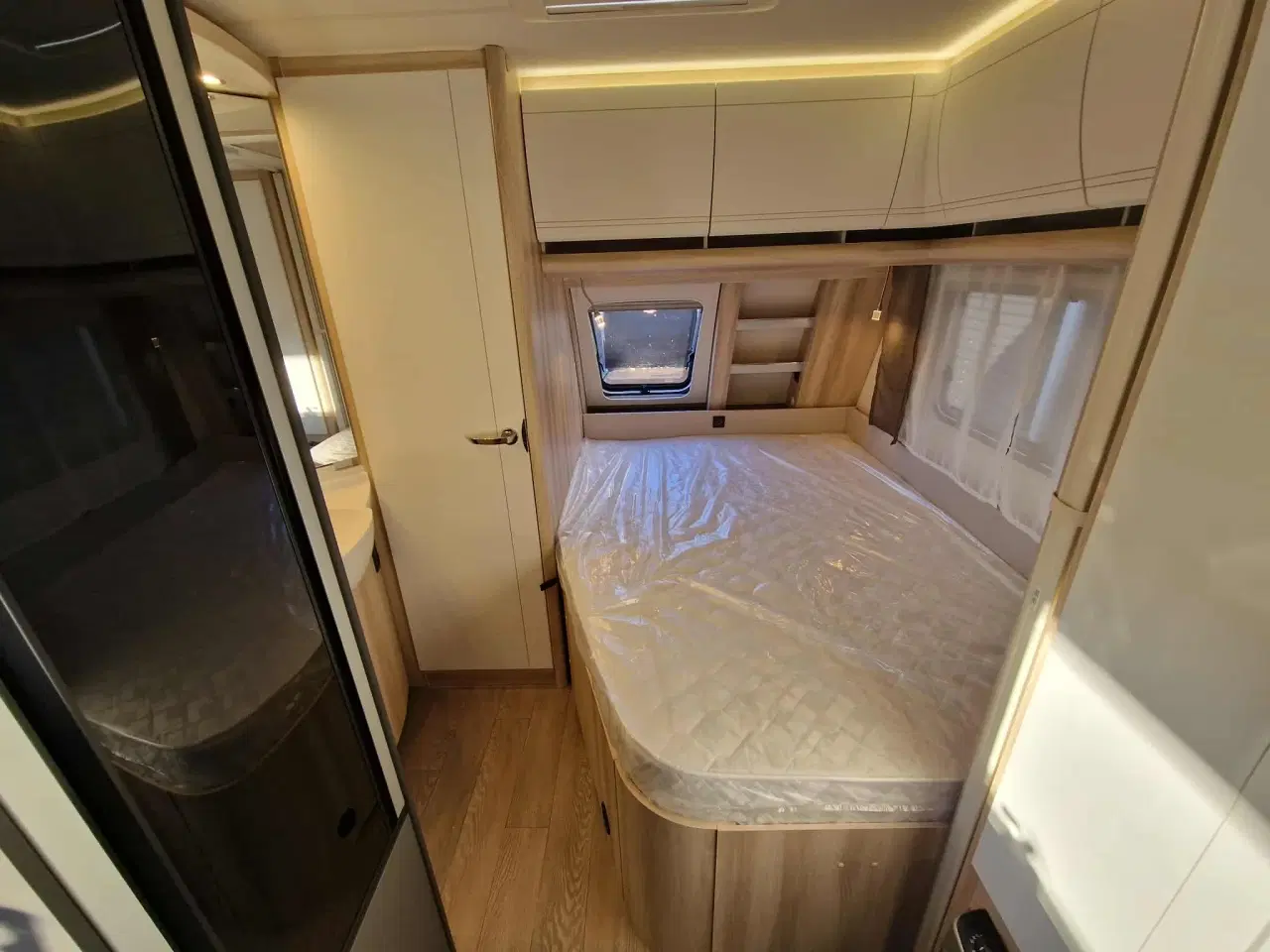 Billede 8 - 2026 - Hobby De Luxe 460 Ufe DK Line