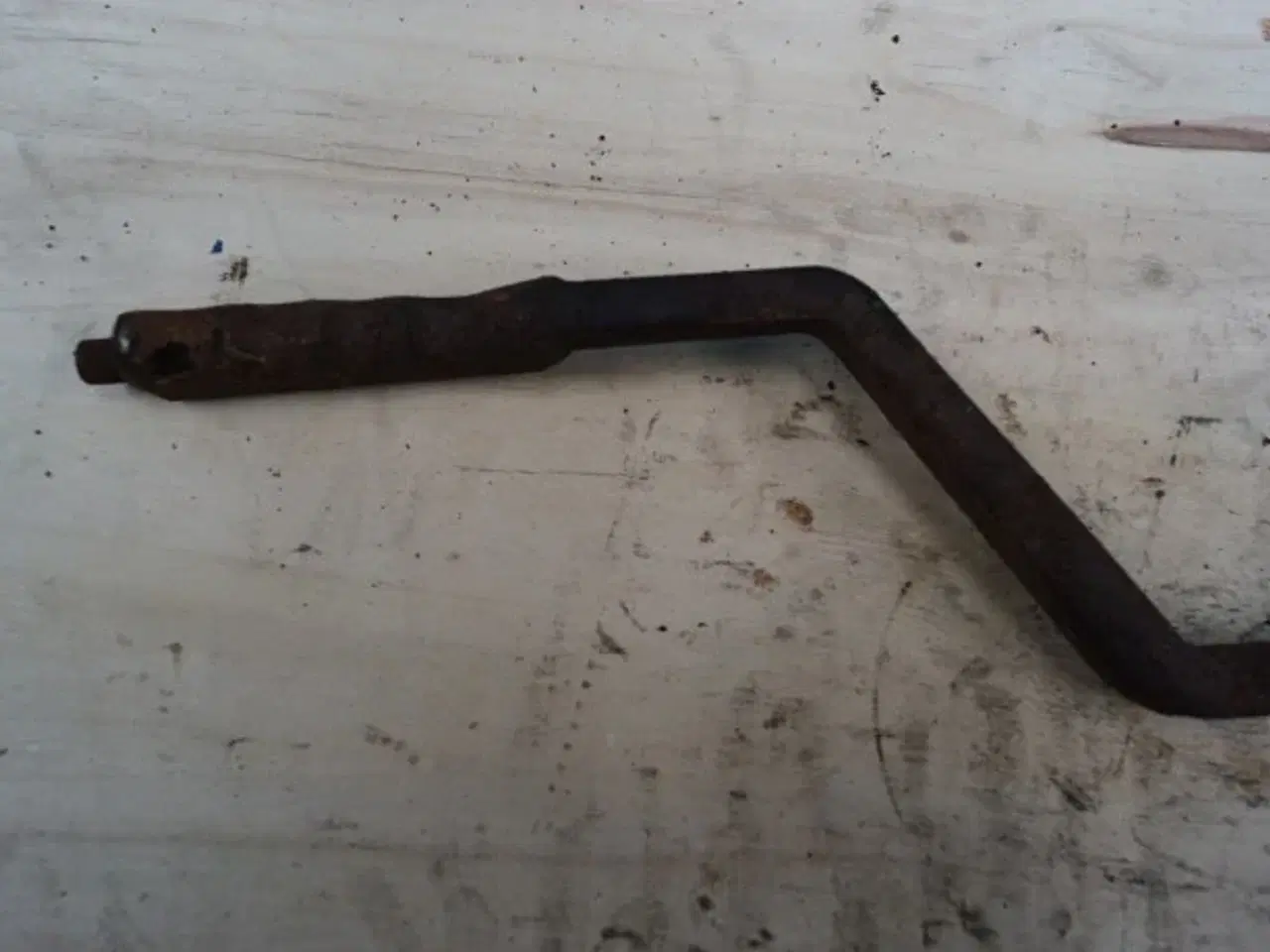 Billede 2 - John Deere 302 Håndbremsehåntag T21592