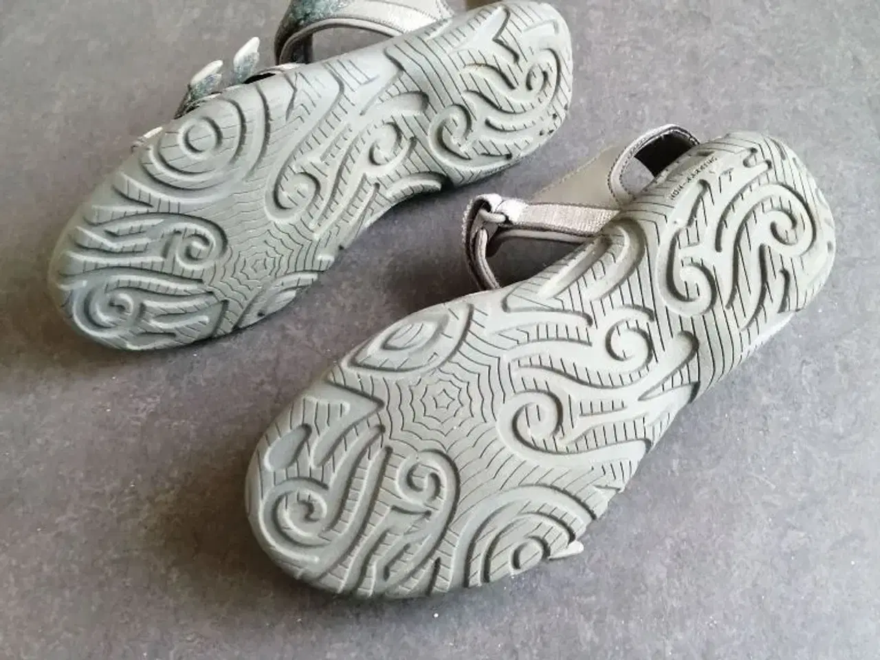 Billede 2 - Teva sandaler