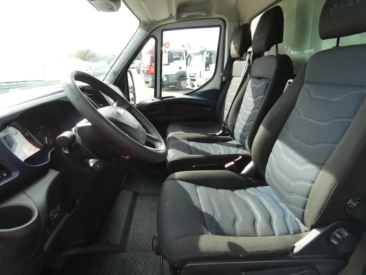 Billede 11 - Iveco Daily 35S18 KØLE/FRYSE BIL 3,0 D 180HK Ladv./Chas. Aut.