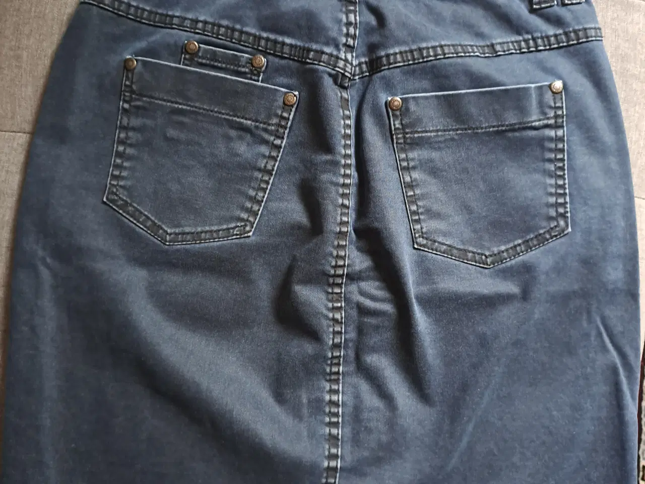 Billede 2 - Denim nederdel Bessie str. 38
