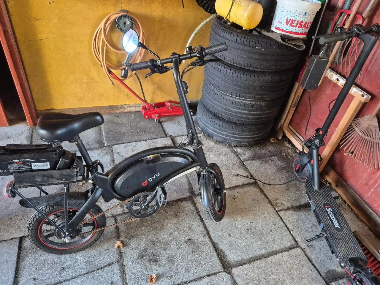 Billede 1 - Lækker lille el-cykel.