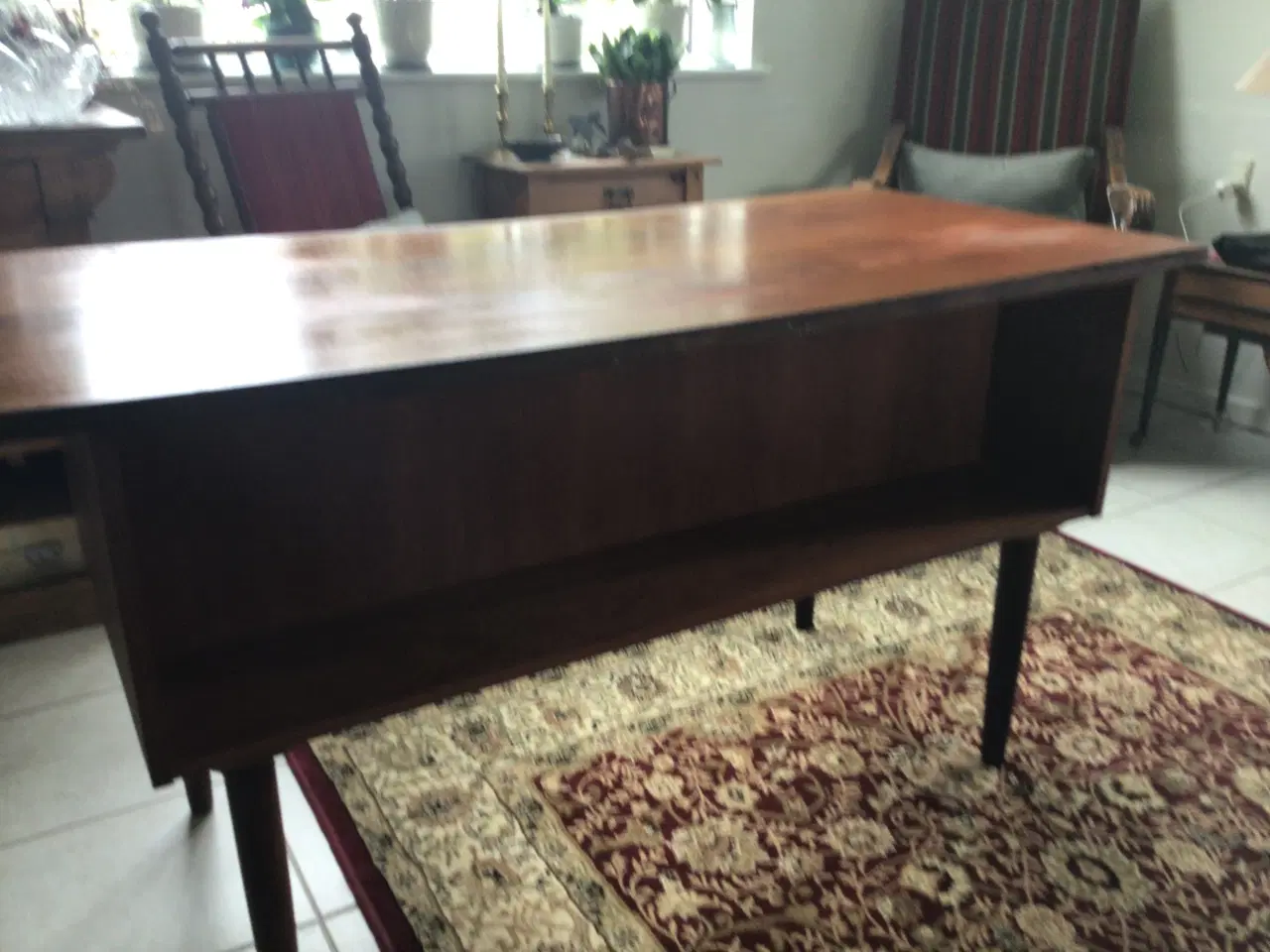 Billede 3 - Skrivebord