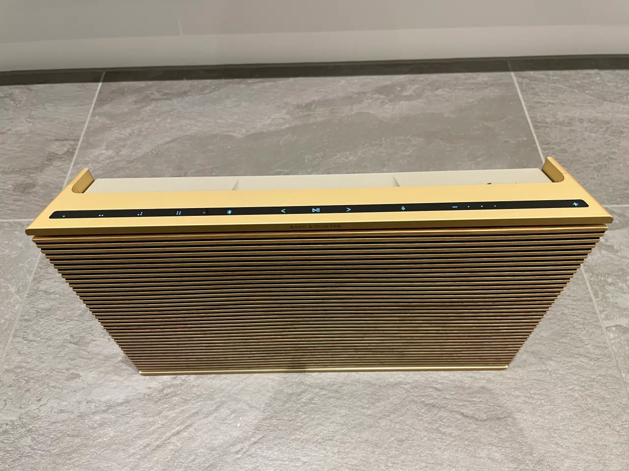 Billede 1 - Beosound Level Gold Tone med egetræsfront