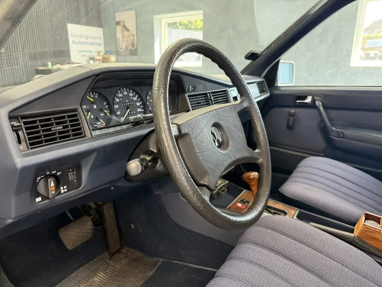 Billede 12 - Mercedes-Benz 190 E 2,0 122HK Aut.
