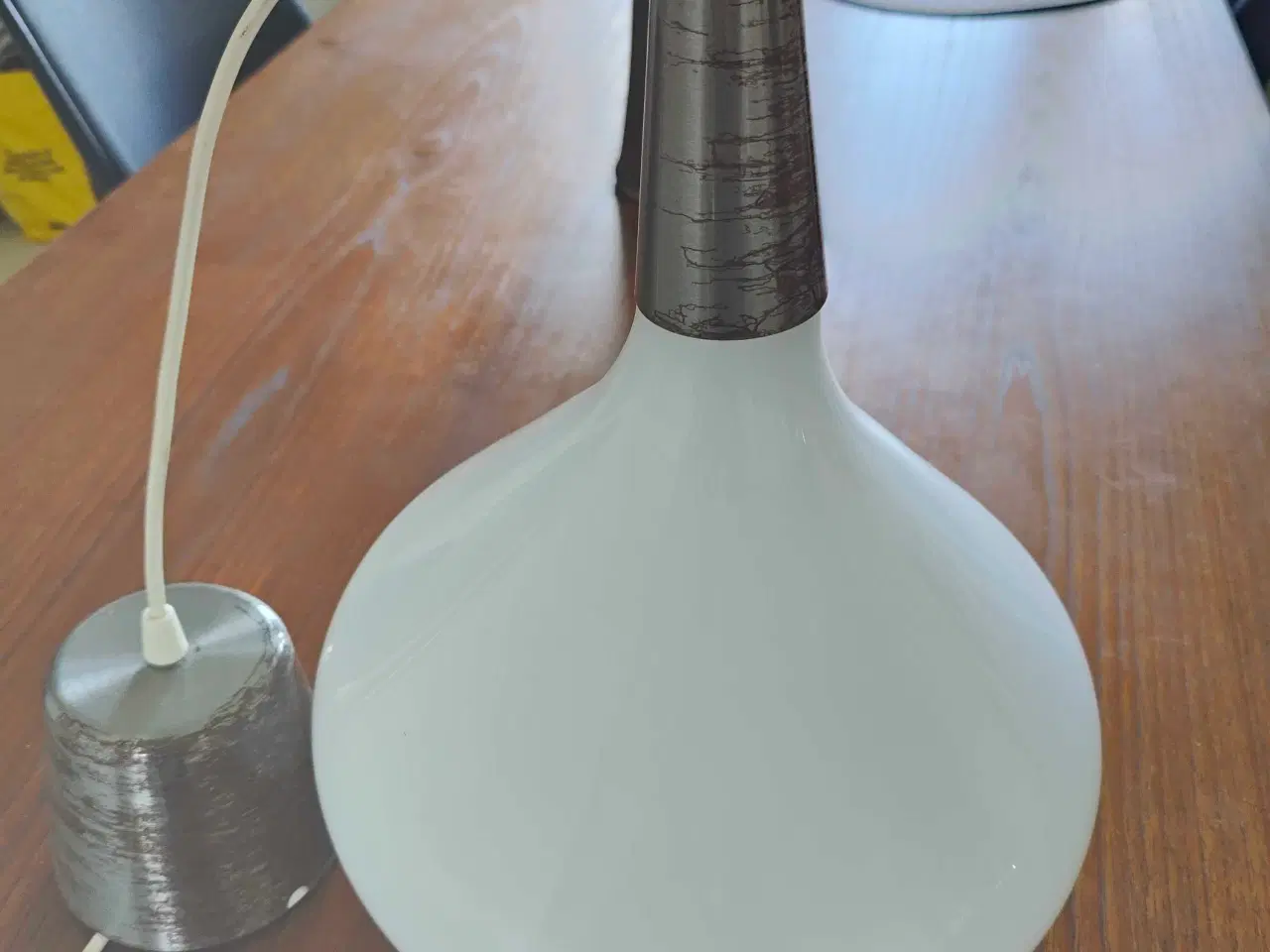 Billede 1 - Hvid glas loftslampe pendel 