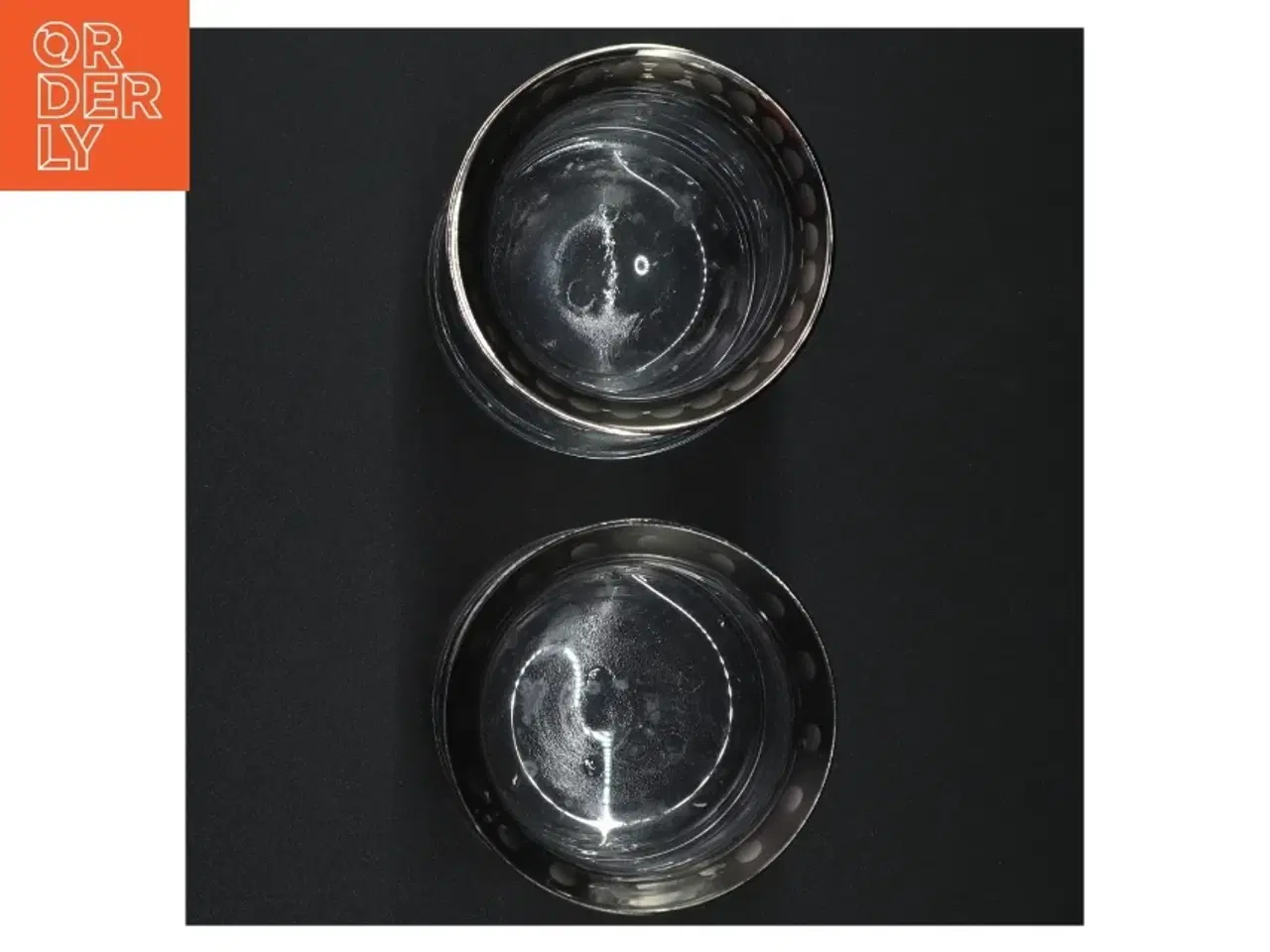 Billede 2 - Glasvaser med sølvfarvet kant (str. 9 x 9,5 cm)