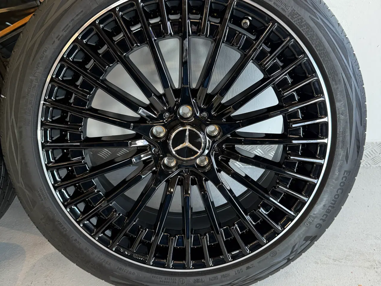 Billede 5 - Nye originale 20” amg alufælge med Continental Dæk