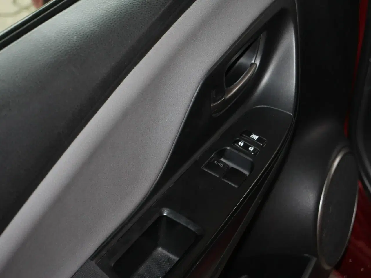 Billede 8 - Toyota Yaris 1,0 VVT-i T2