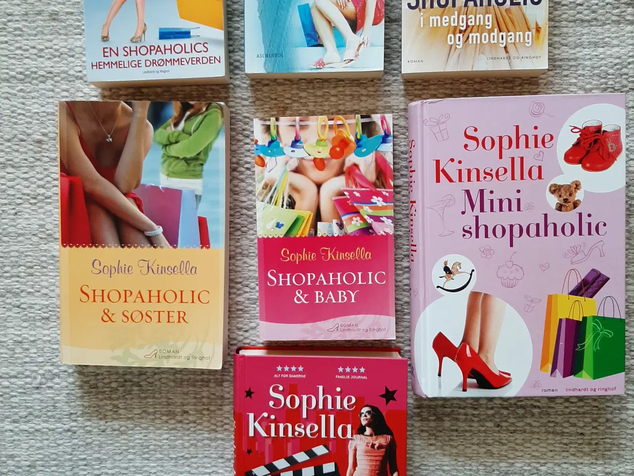 Billede 1 - 7 stk Shopaholic bøger af Sophie Kinsella
