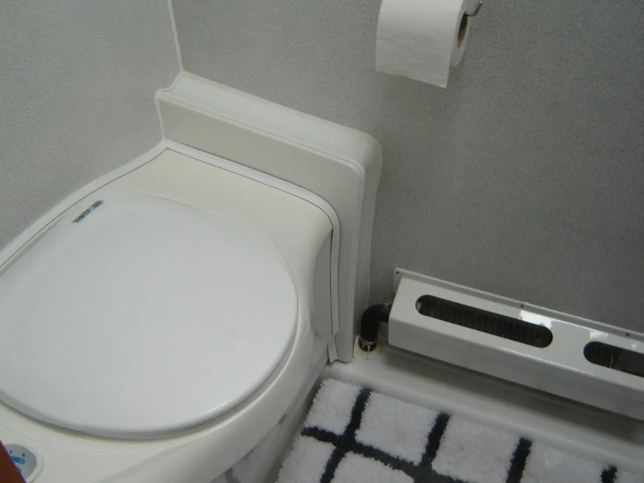 Billede 9 - Velholdt campingvogn med helsårstelt (Gysto) 