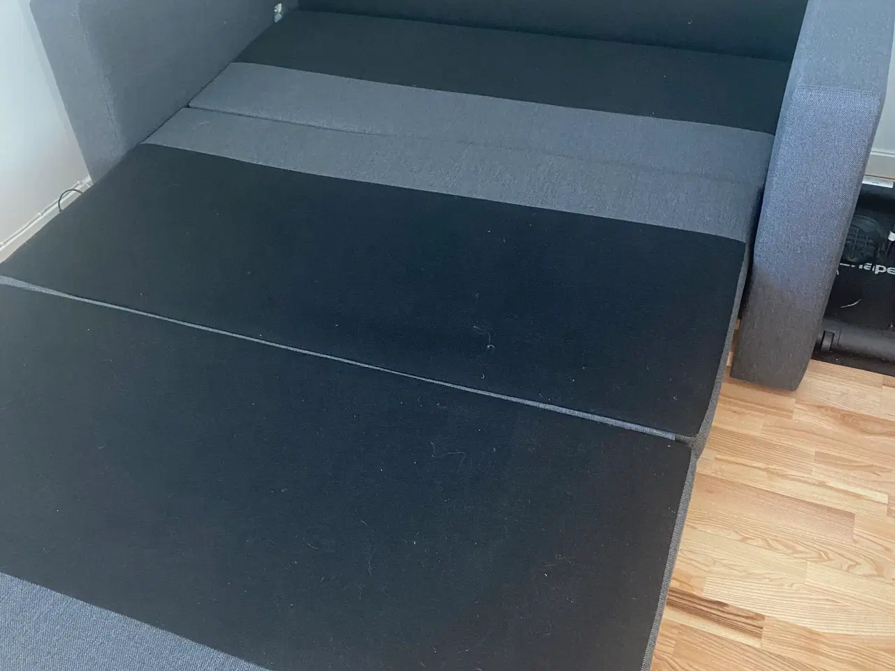 Billede 2 - Sovesofa med magasin til sengetøj