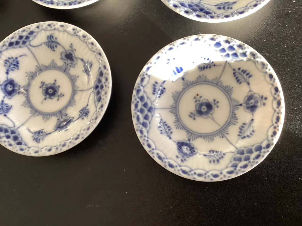 Billede 5 - Royal Copenhagen halvblonde ,hvid og blå 