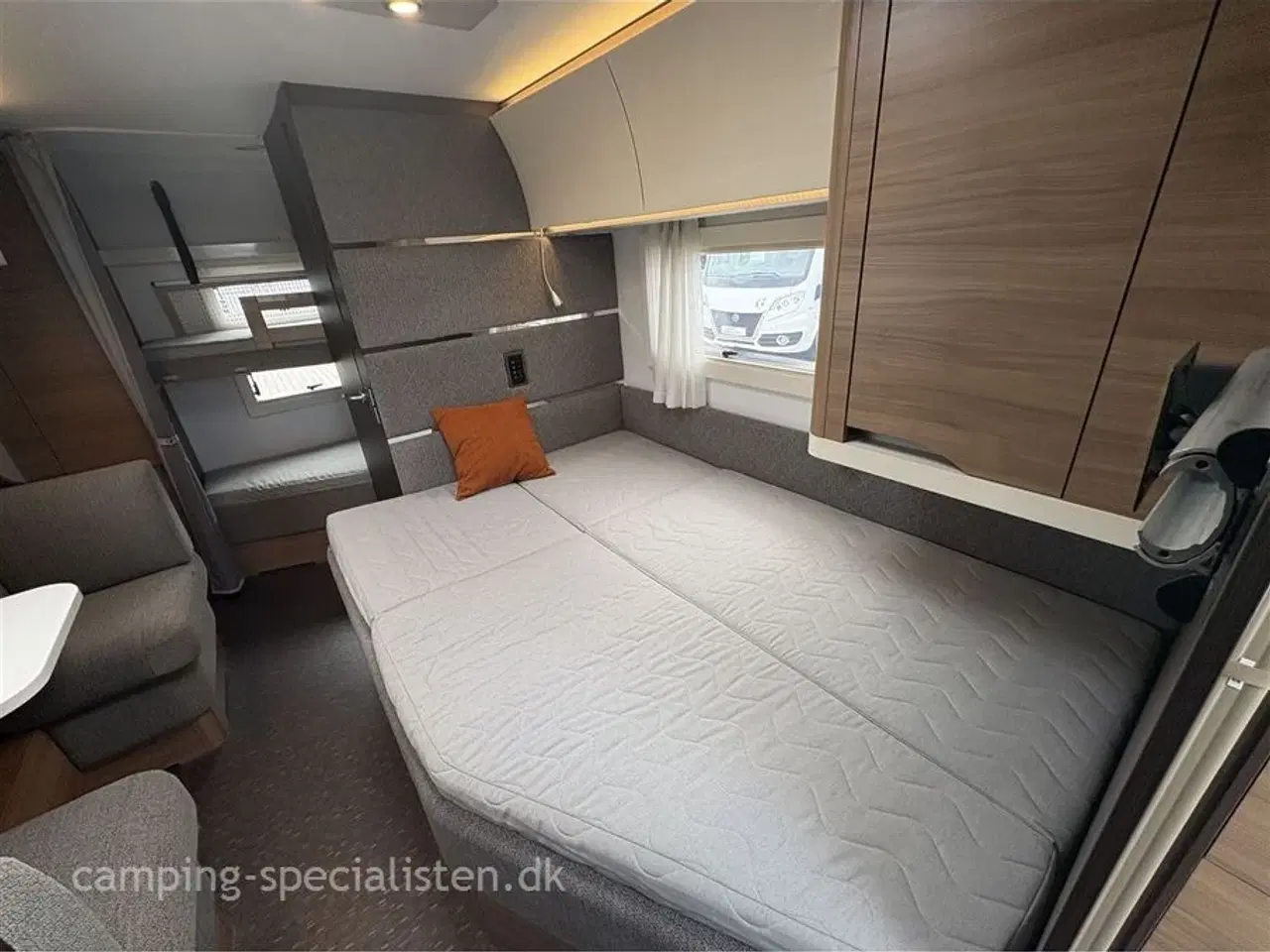 Billede 8 - 2019 - Adria Alpina 663 UK   Pæn og velholdt Adria Alpina 663 Uk fra 2019 kan nu opleves hos Camping-Specialisten i Silkeborg