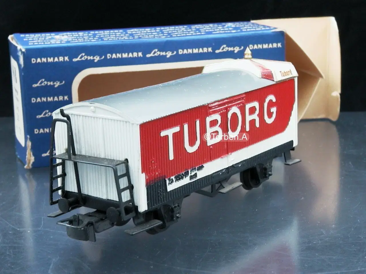 Billede 5 - Long: Tuborg ølvogn m/paraply OV
