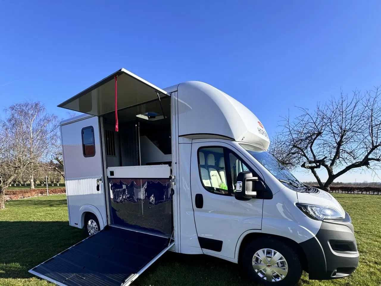 Billede 2 - Böckmann Compact Stald heste bil(Udstilling)