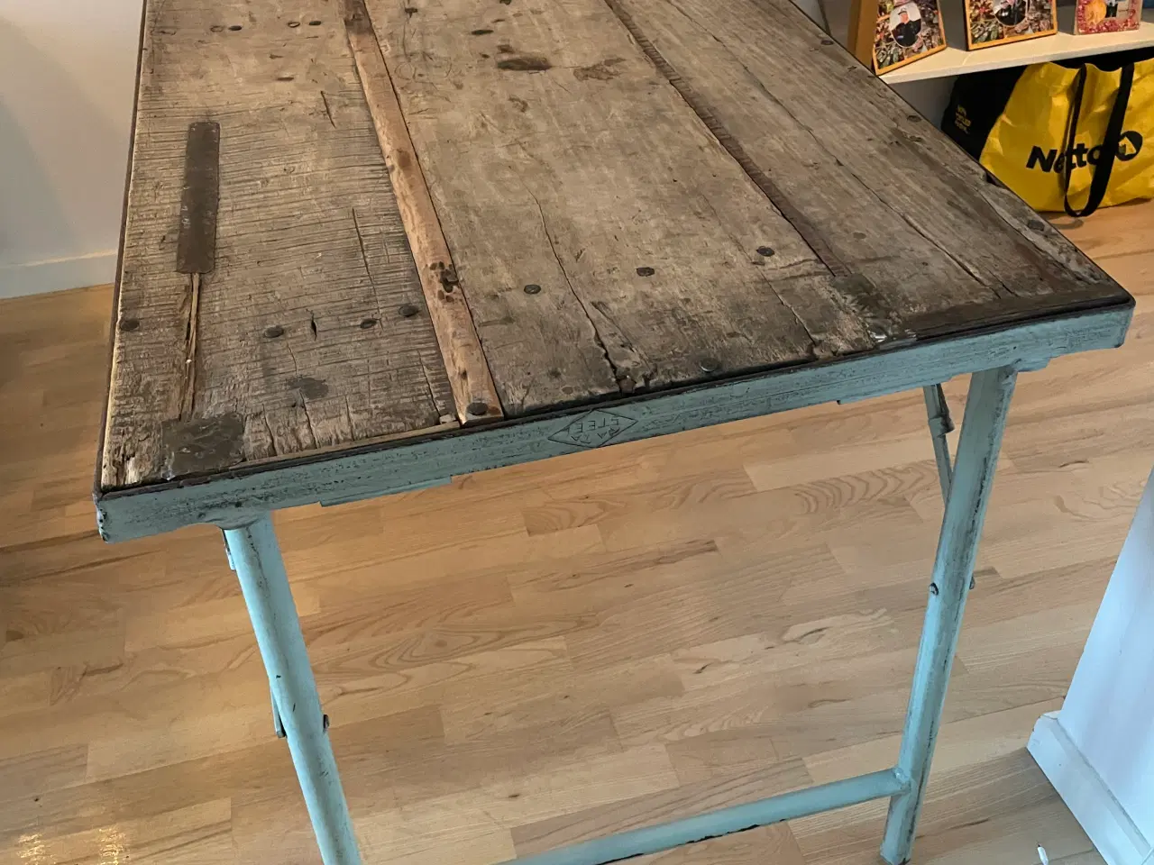 Billede 2 - Vintage spisebord i metal og træ