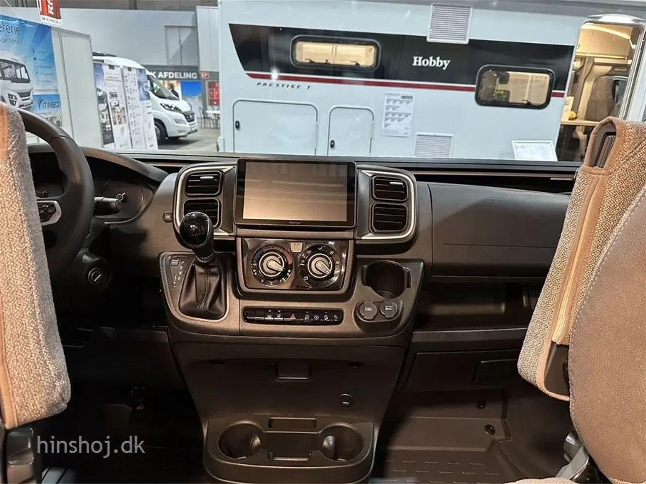 Billede 4 - 2026 - Hobby Ontour C 700 GQ Aut.   Lækker Autocamper med Queens bed og automatgear fra Hinshøj Caravan.