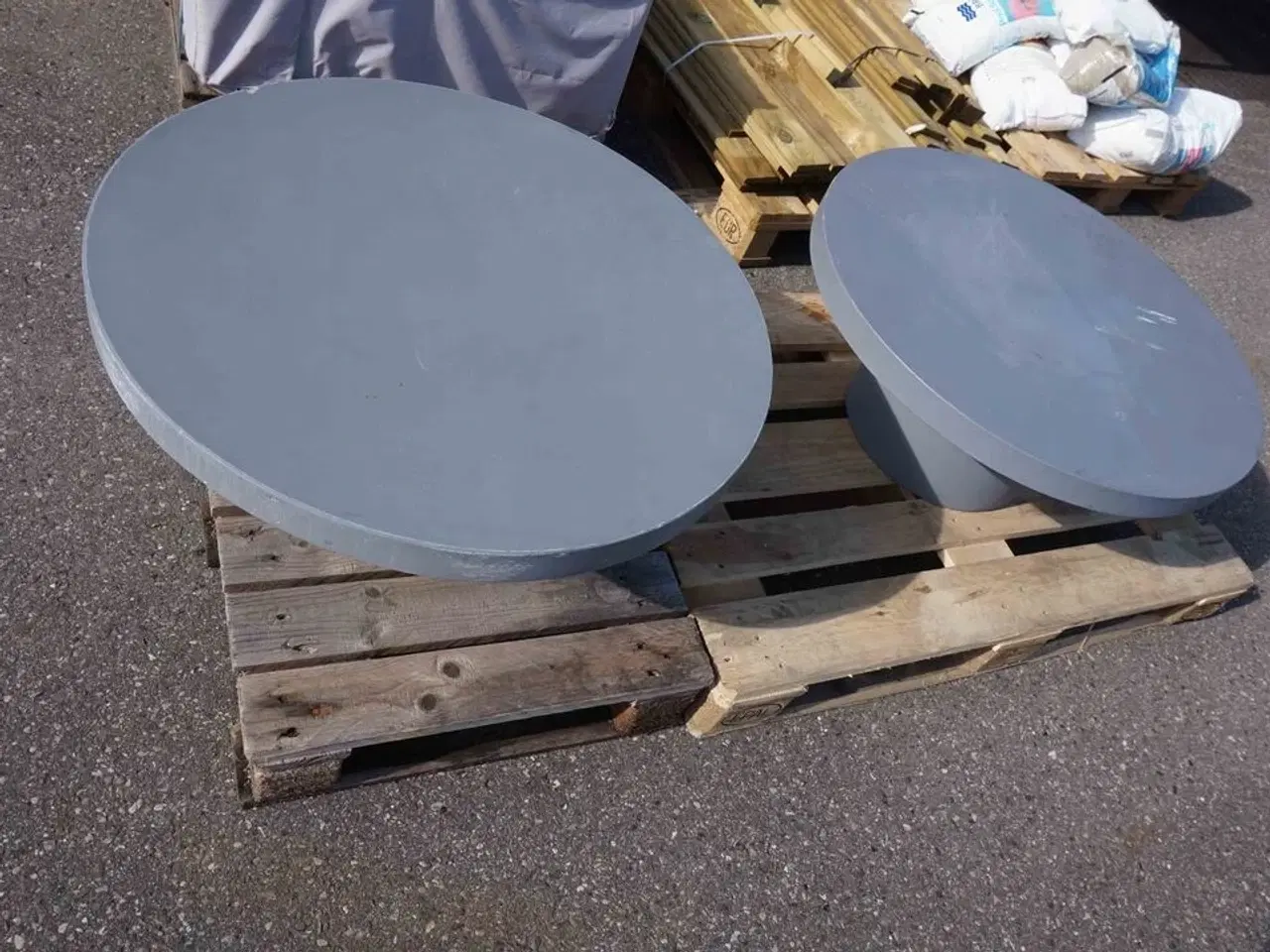 Billede 2 - 2 stk berlin lounge/haveborde Ø: 78 cm