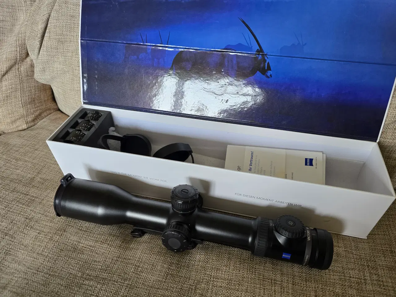 Billede 1 - Zeiss V8 1,8-14×50 med ASV og lys
