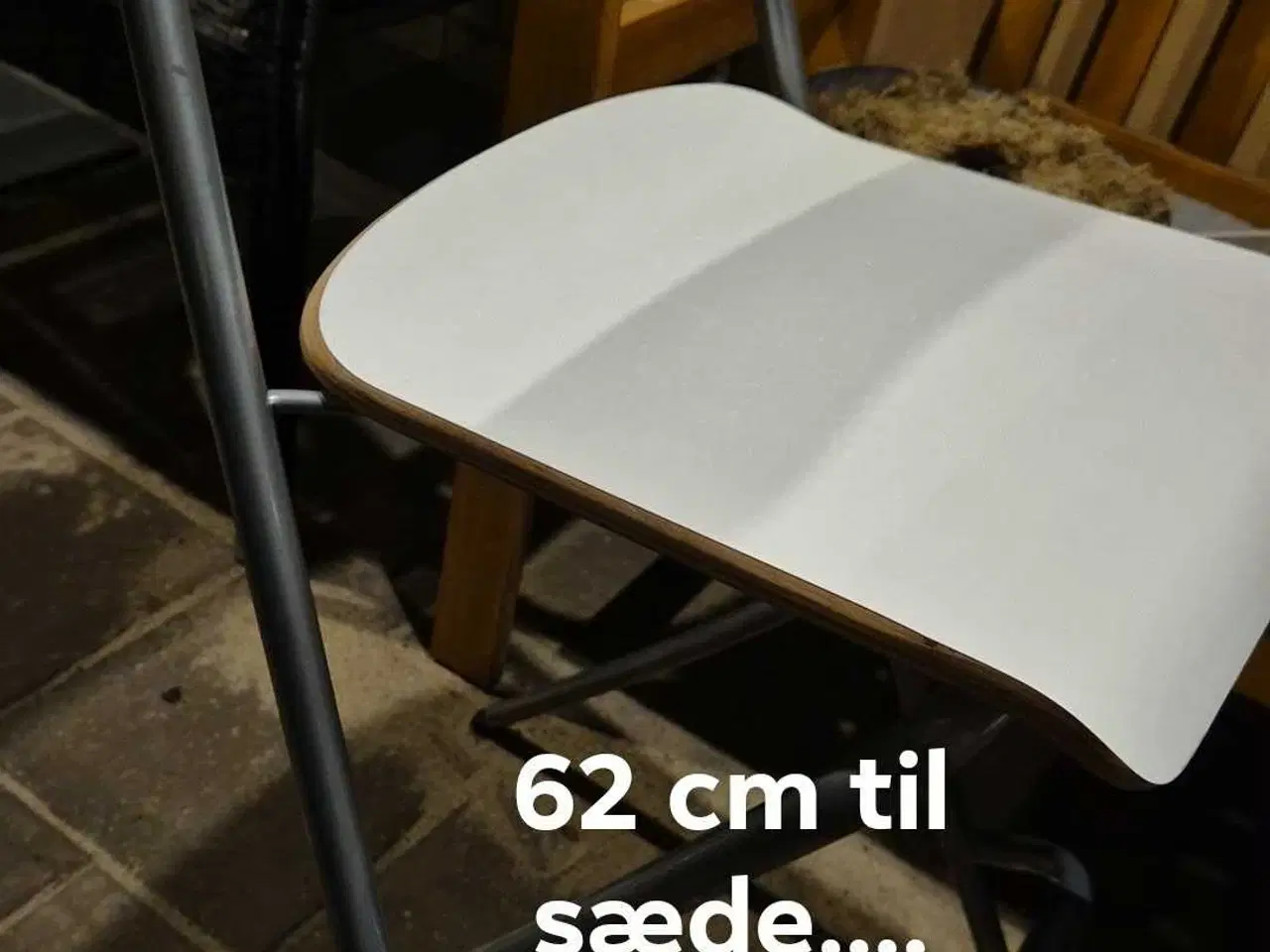 Billede 2 - Hvide høj stole 