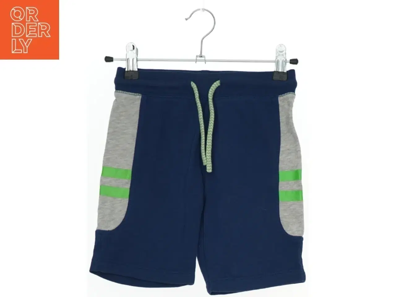 Billede 1 - Børneshorts med farvede detaljer fra H&M (str. 116)