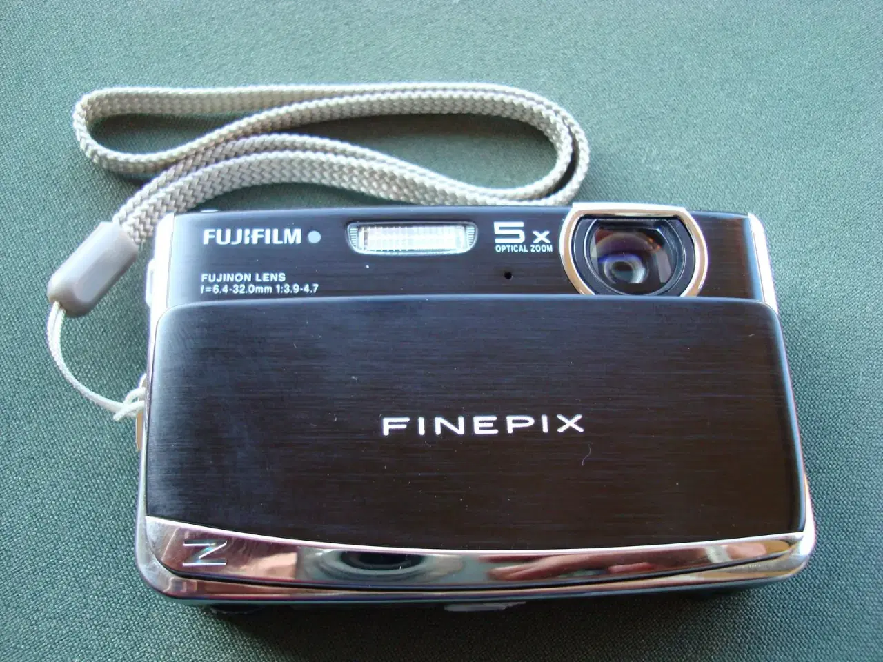 Billede 1 - Letvægts digital lommekamera