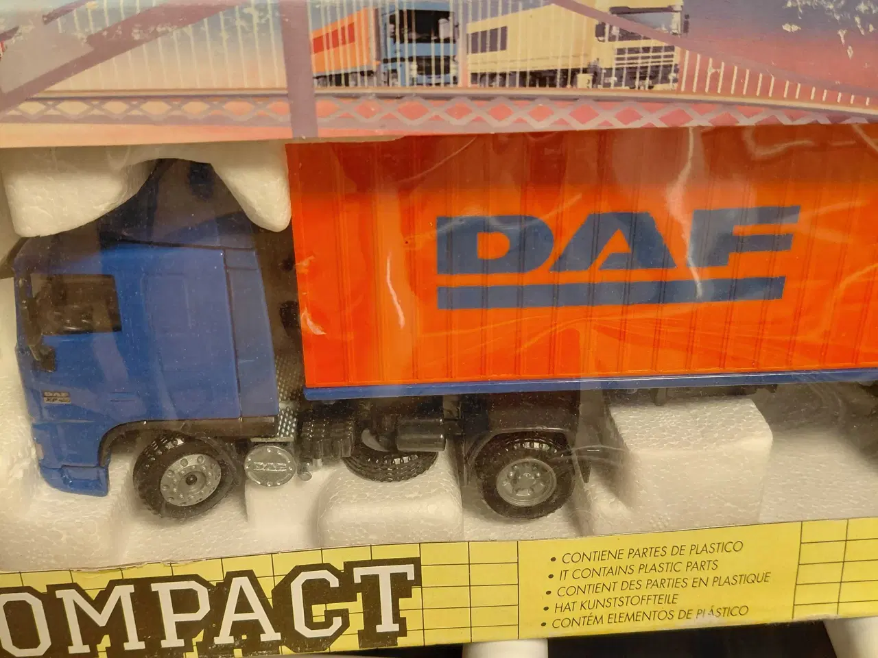 Billede 2 - Joal , lastbil og brandbil