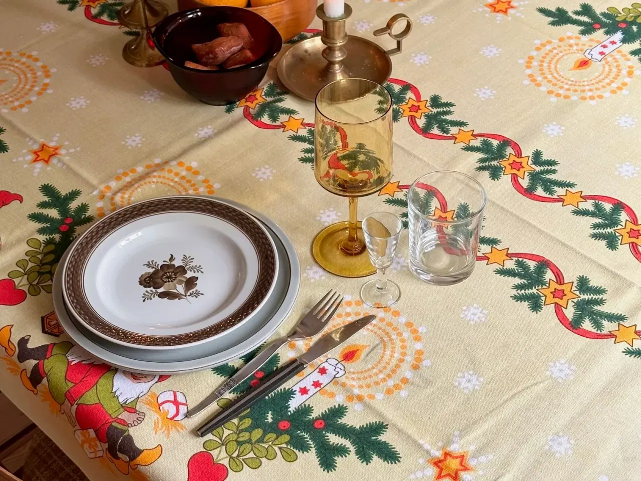 Billede 1 - Retro juledug m nisser, 190 x 113 cm