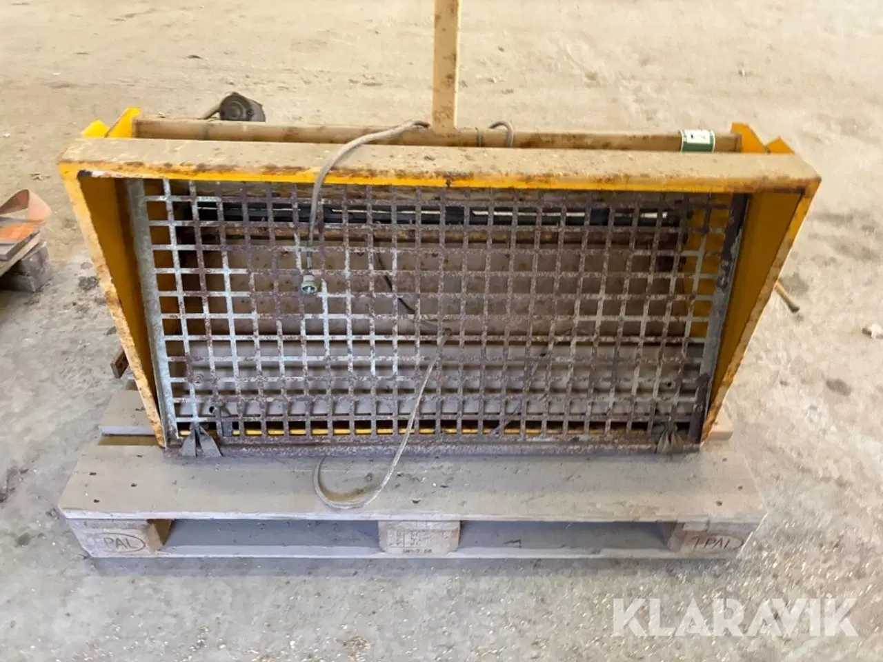 Billede 9 - Vintersæt med saltudlægger og kost Stiga PA402 - 2 enheder