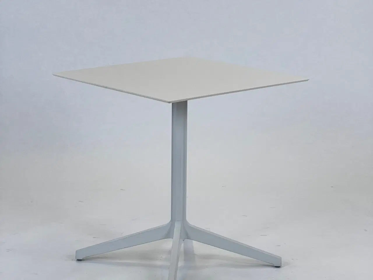 Billede 1 - Pedrali Ypsilon Bord