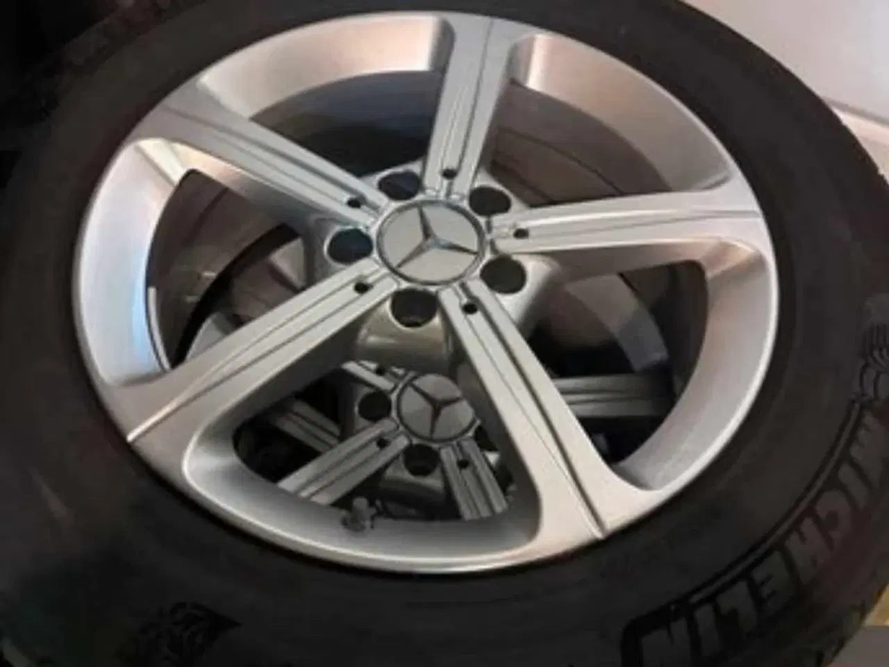 Billede 1 - Mercedes-Benz GLA GLB R17 vinterdæk 