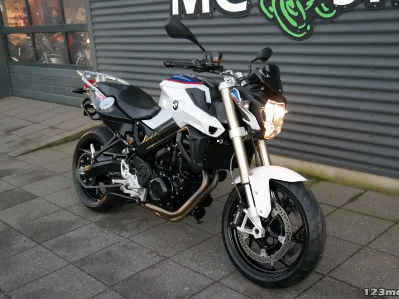 Billede 2 - BMW F 800 R MC-SYD BYTTER GERNE