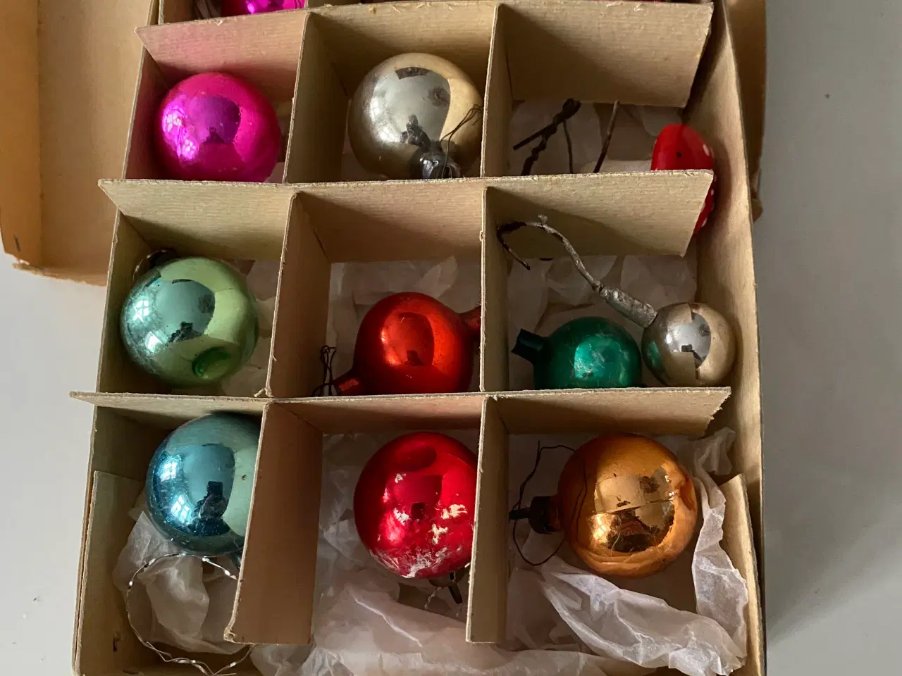 Billede 1 - Gamle julekugler