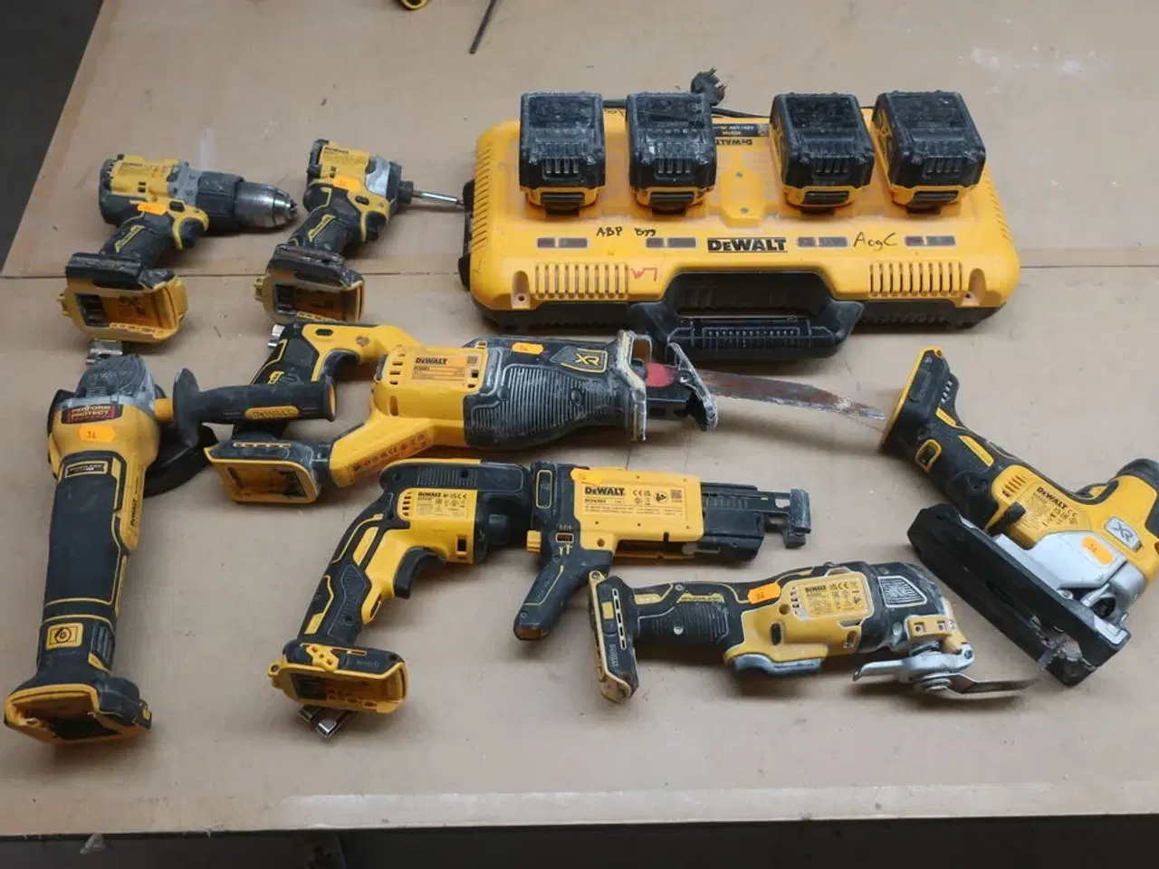 Billede 1 - 7 stk. elværktøj DEWALT