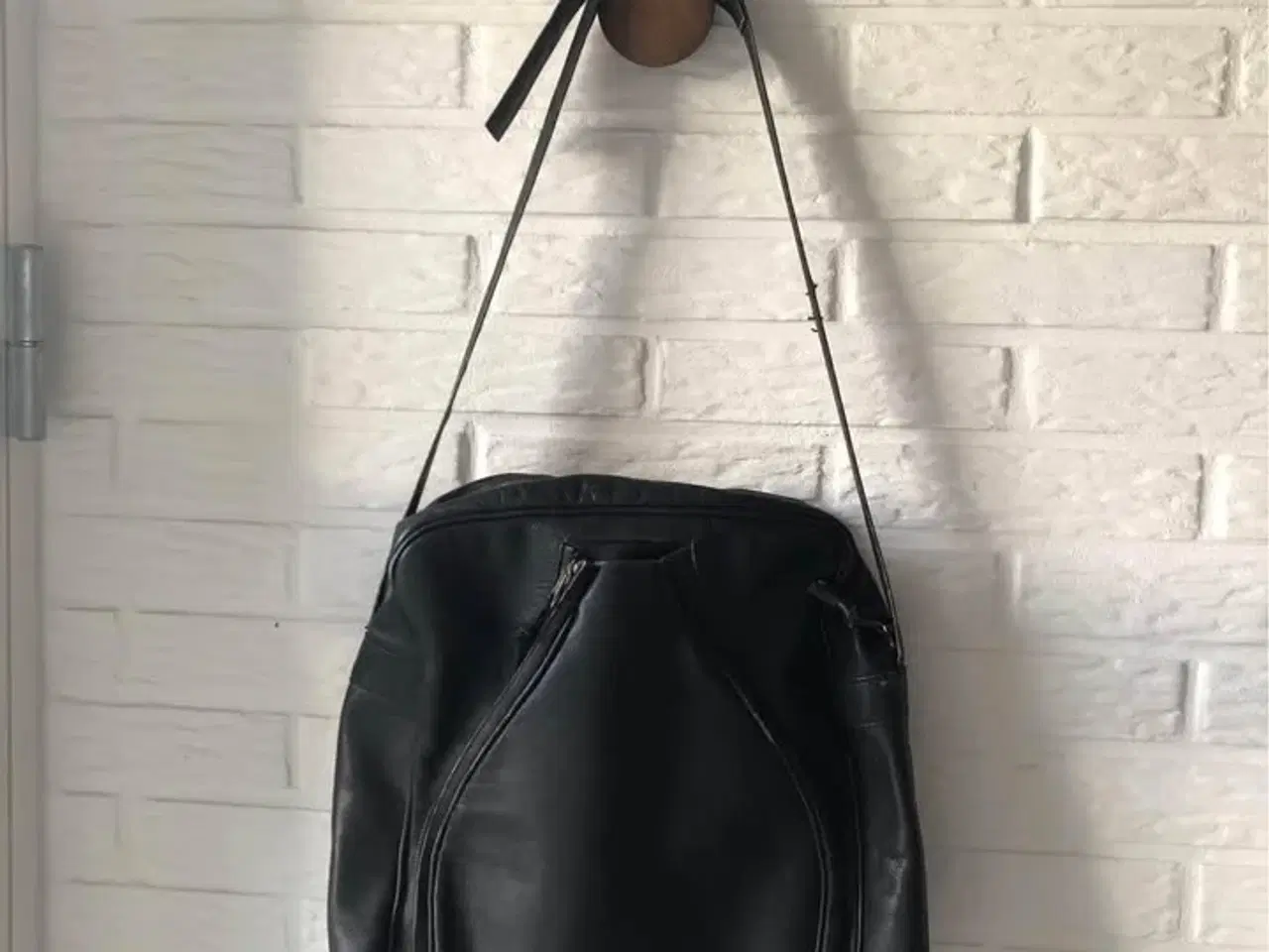 Billede 2 - Skuldertasker - kalveskind