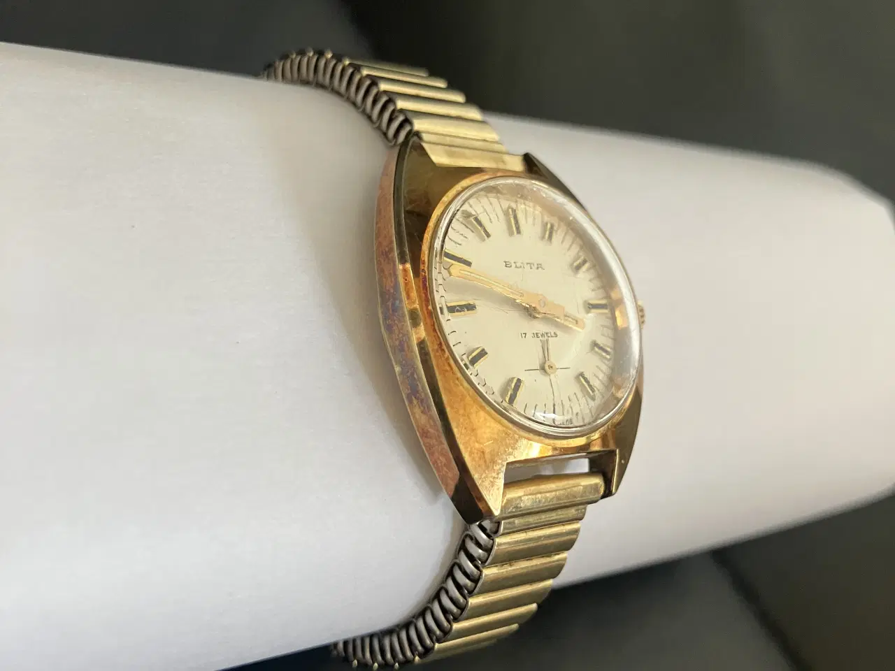 Billede 2 - Pænt ældre dameur