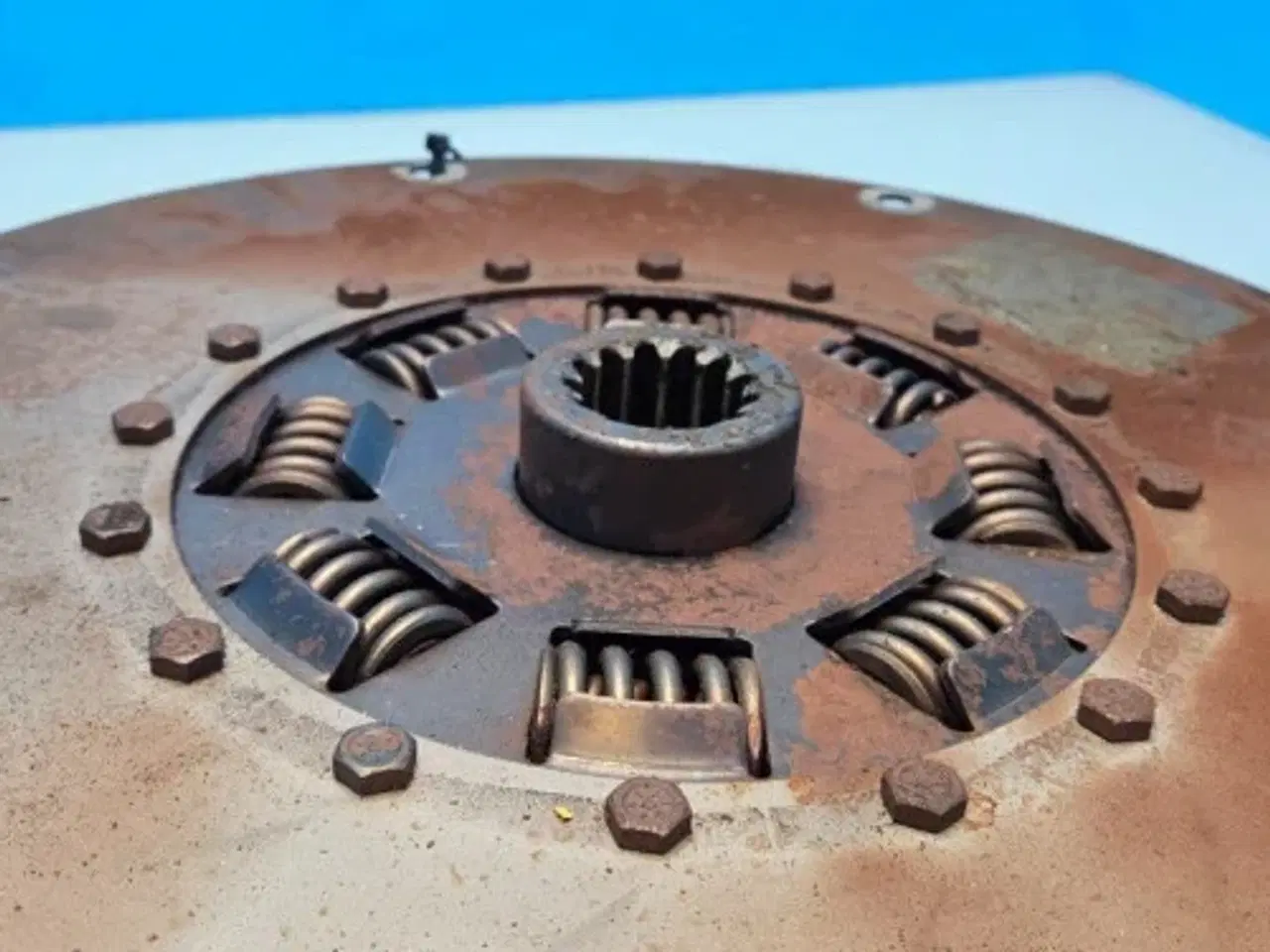 Billede 6 - Iveco Cursor13   Koblingplade   87643110