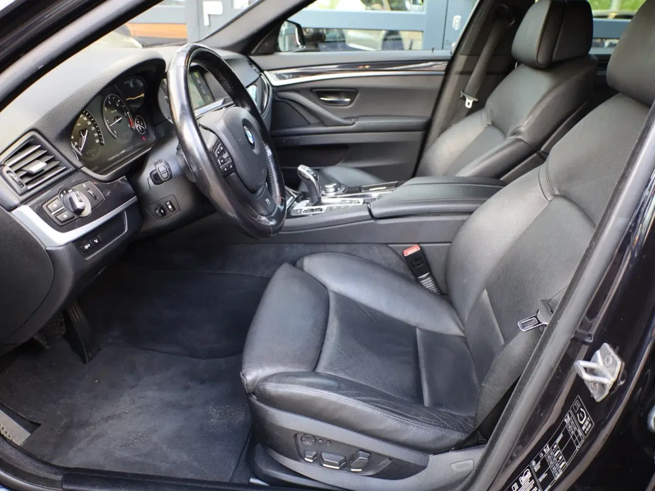Billede 2 - BMW 530d 3,0 Touring M-Sport xDrive aut.