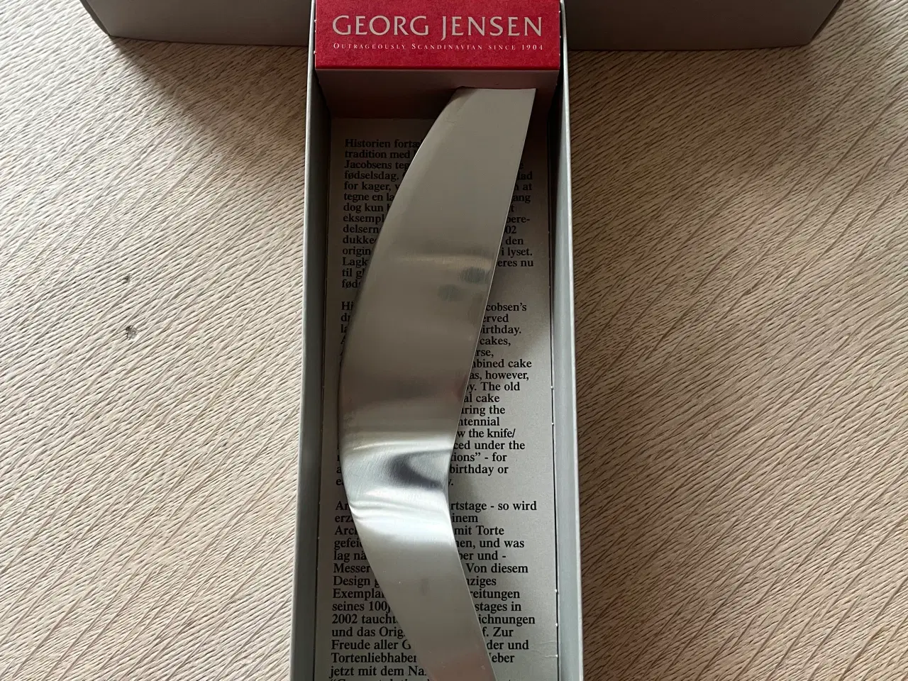 Billede 1 - Lagkagekniv Arne Jacobsen Design, Georg Jensen